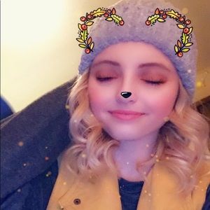 Meet your Posher, Skylar